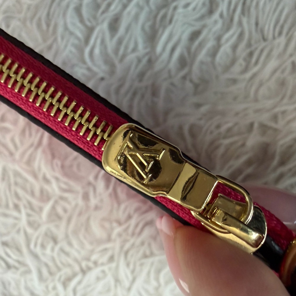Louis Vuitton Inside Out Fuchsia Pouch - Picture 11 of 16